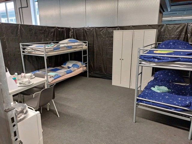 Neue Unterkunft für Flüchtlinge aus der Ukraine in Unterstadion