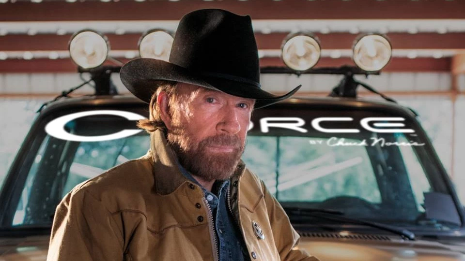 Chuck Norris mit Cowboyhut — © Facebookseite Chuck Norris