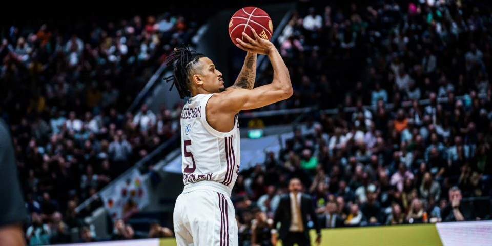Der Basketballer Nelson Weidemann wechselt zu ratiopharm ulm — © Christian Schlüter
